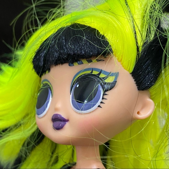 L.O.L Surprise OMG Bhad Gurl Bhaddie Gurl 9" Fashion Doll - Picture 6 of 7